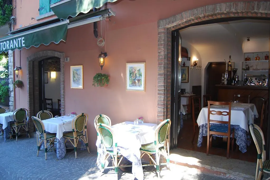 Appartamenti Corneliani Sirmione