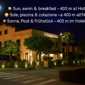  Appartamento International &