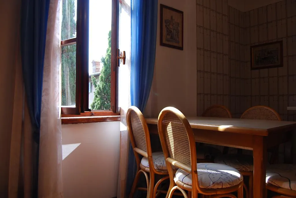 Apartment Appartamenti Corneliani Sirmione